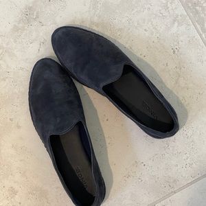 VINCE MAGDA SUEDE FLAT (new)